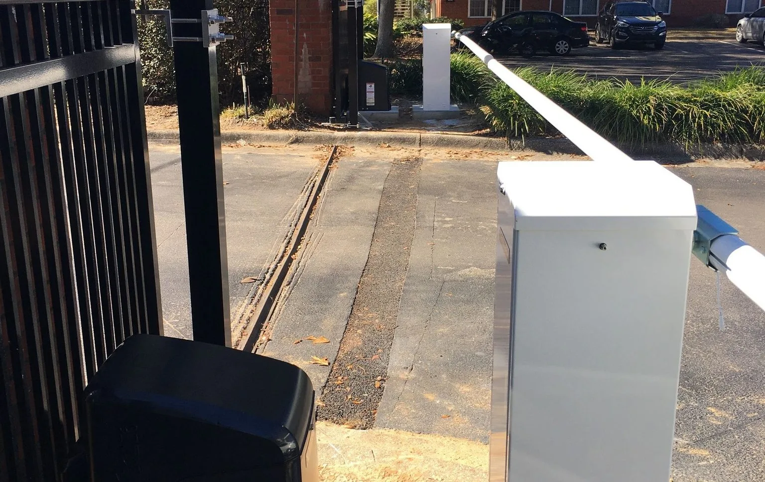 New Barrier Gate Operator